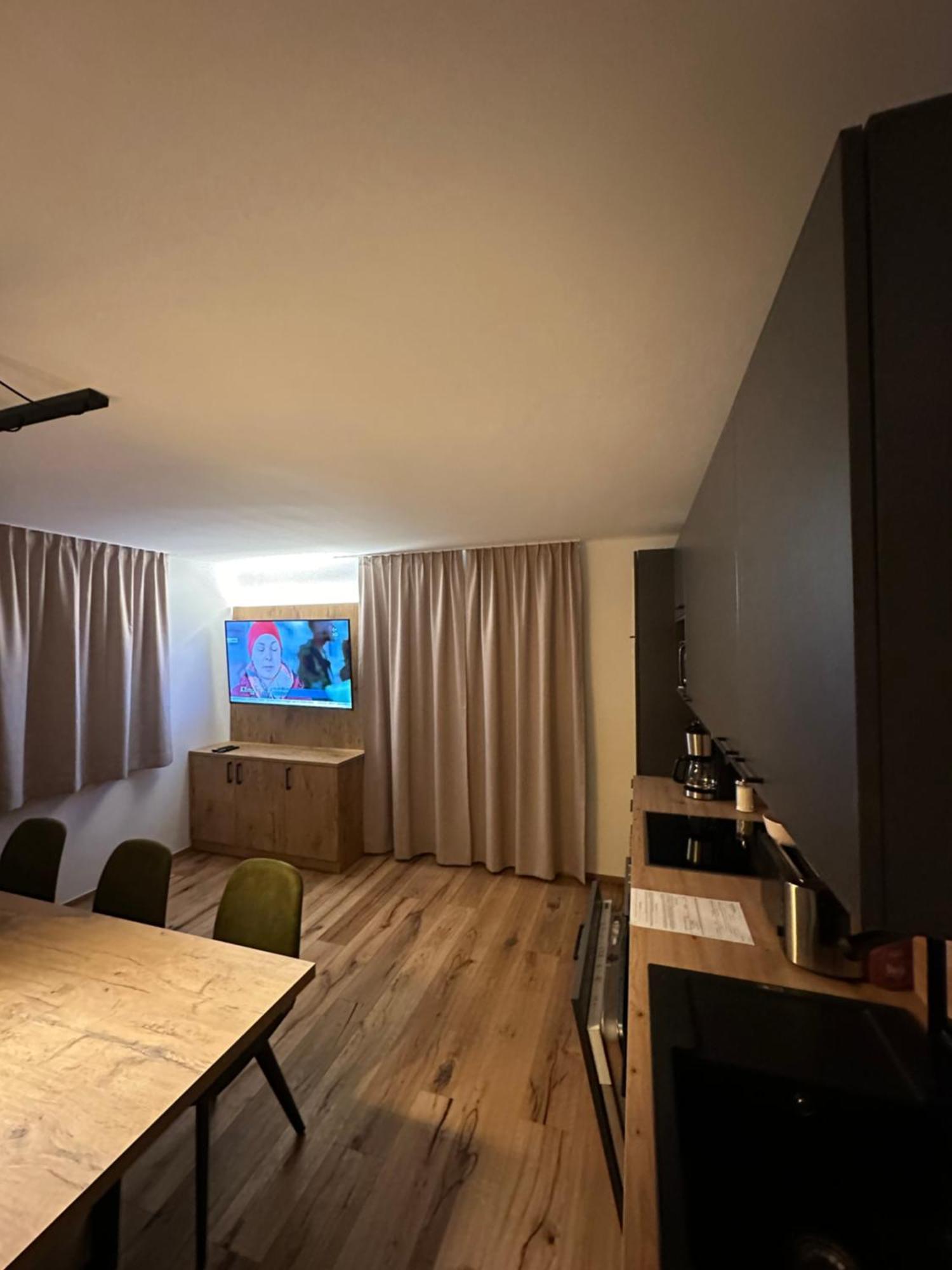 Ferienwohnung Krallinger เวนส์ ภายนอก รูปภาพ