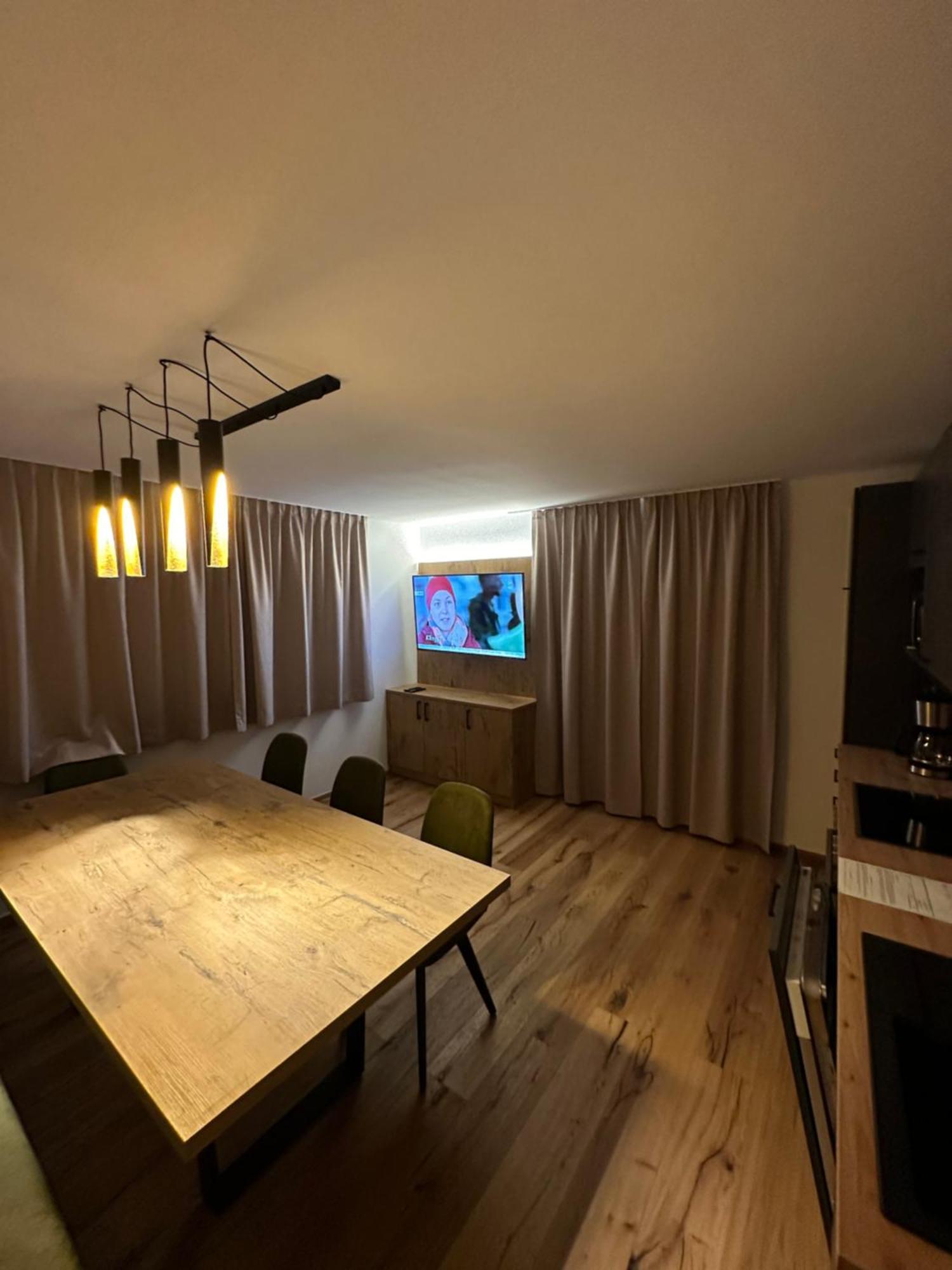 Ferienwohnung Krallinger เวนส์ ภายนอก รูปภาพ